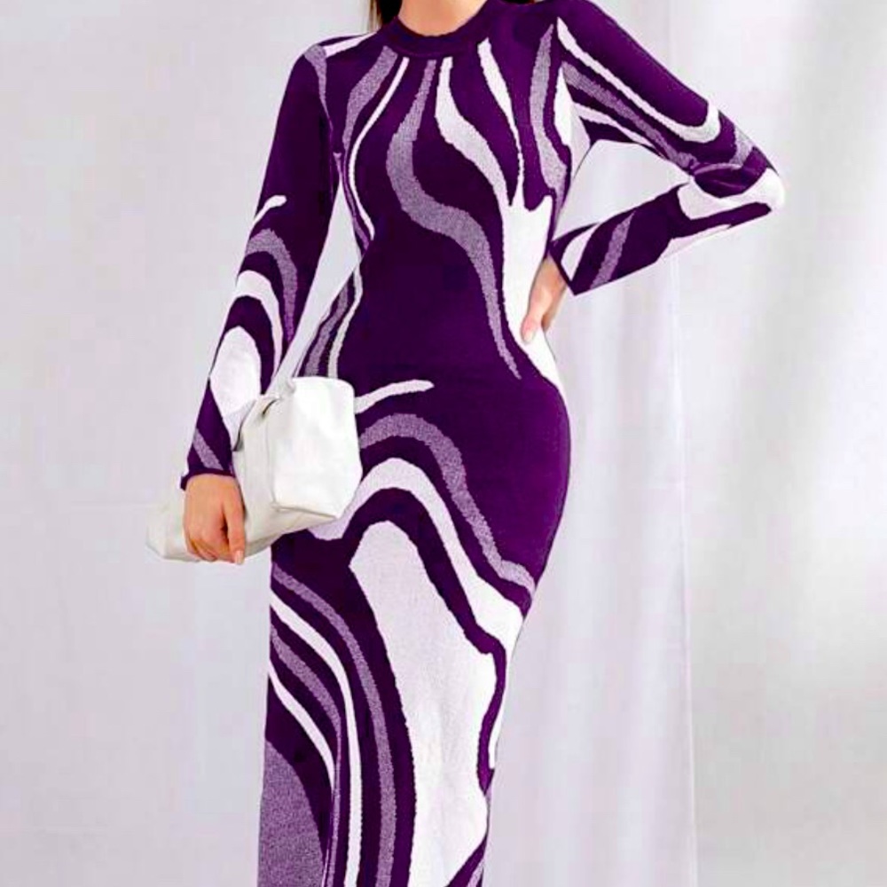 Allover Pattern Bodycon Sweater Dress ~ L (8) NWT